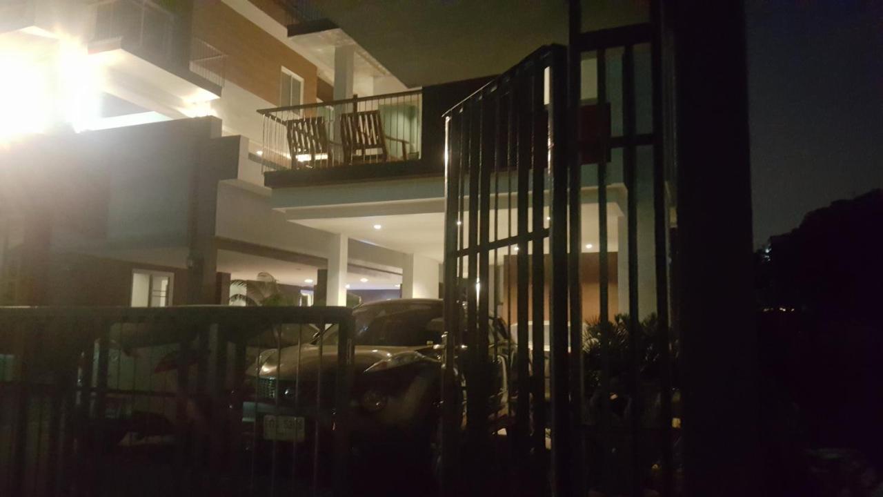 ริคโค่ เรสซิเดนซ์ สุวรรณภูมิ Hotel กรุงเทพมหานคร ภายนอก รูปภาพ