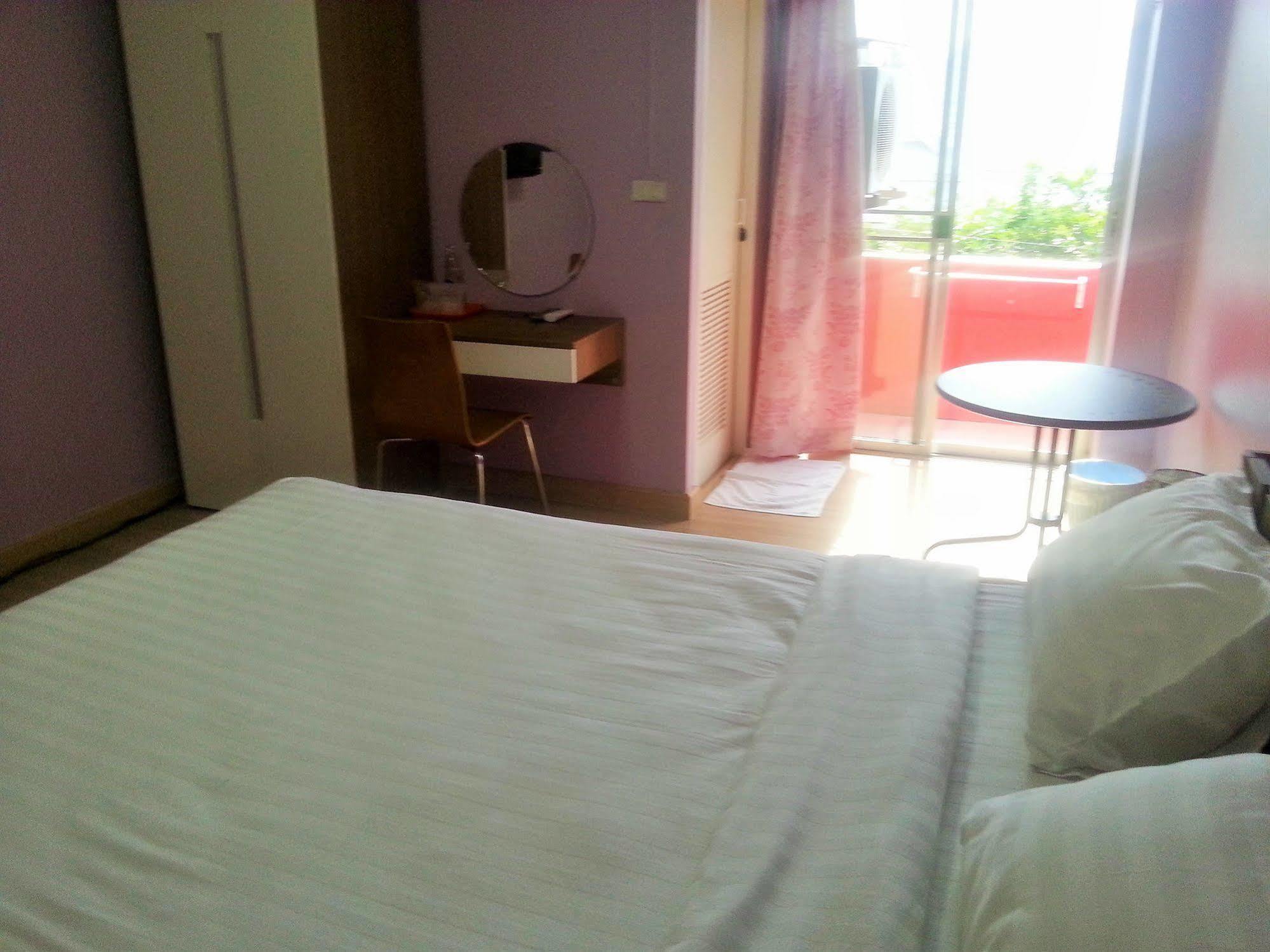 ริคโค่ เรสซิเดนซ์ สุวรรณภูมิ Hotel กรุงเทพมหานคร ภายนอก รูปภาพ